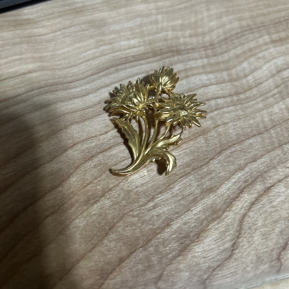 Vintage Gold Tone  SunFlower Bouquet Brooch Pin